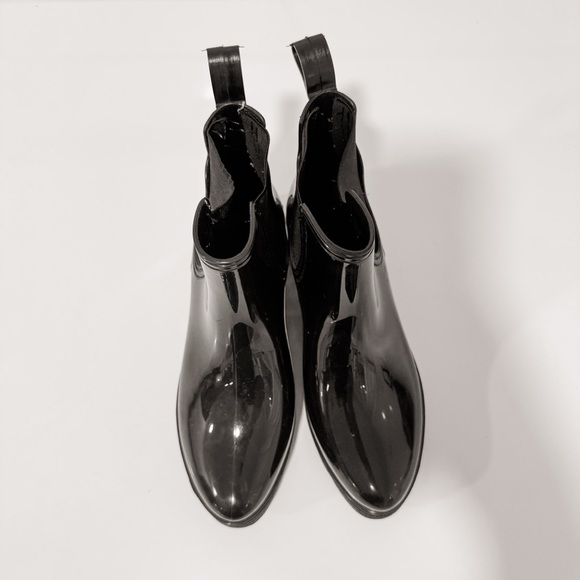 French Connection Women’s Black Glossy Rain Boots Patent Chelsea Ankle Size 6 - Picture 2 of 6